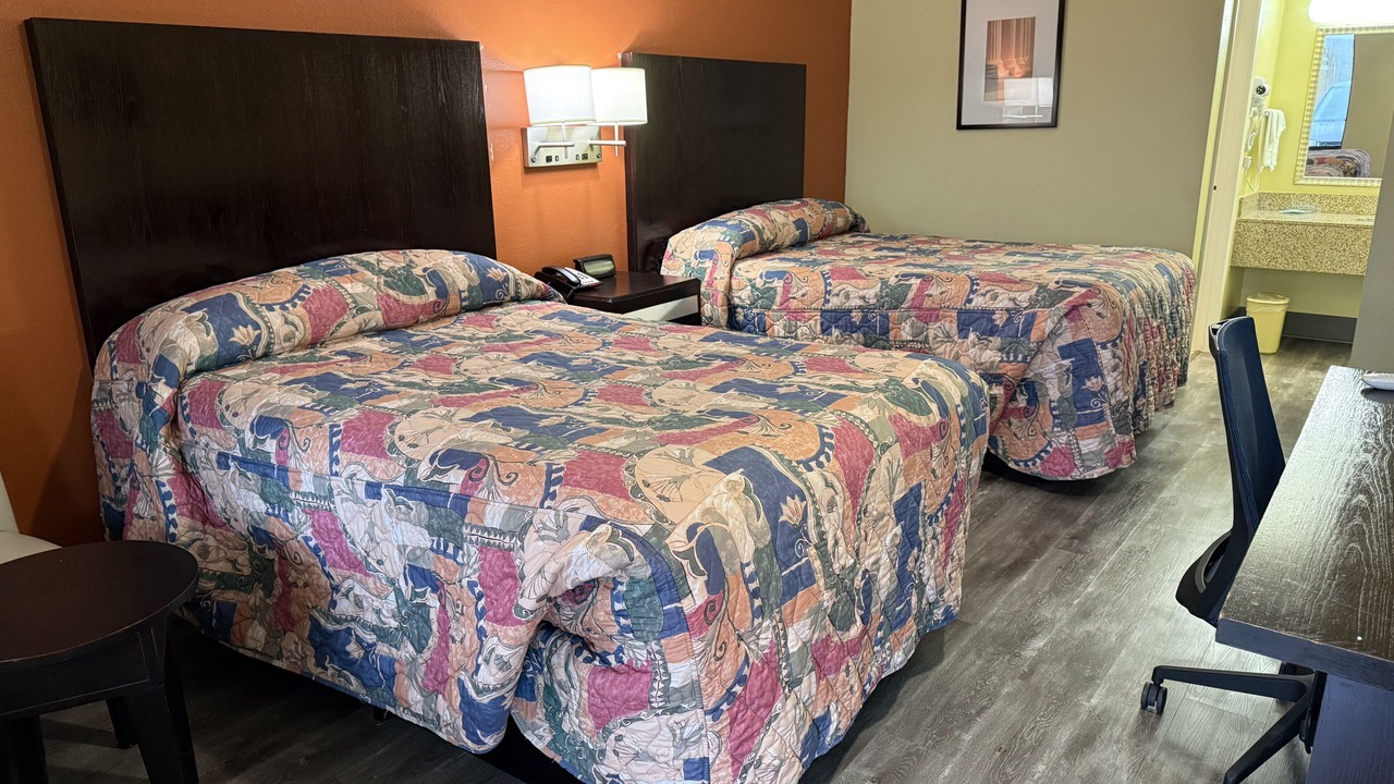 Photo of Bedroom in Collins