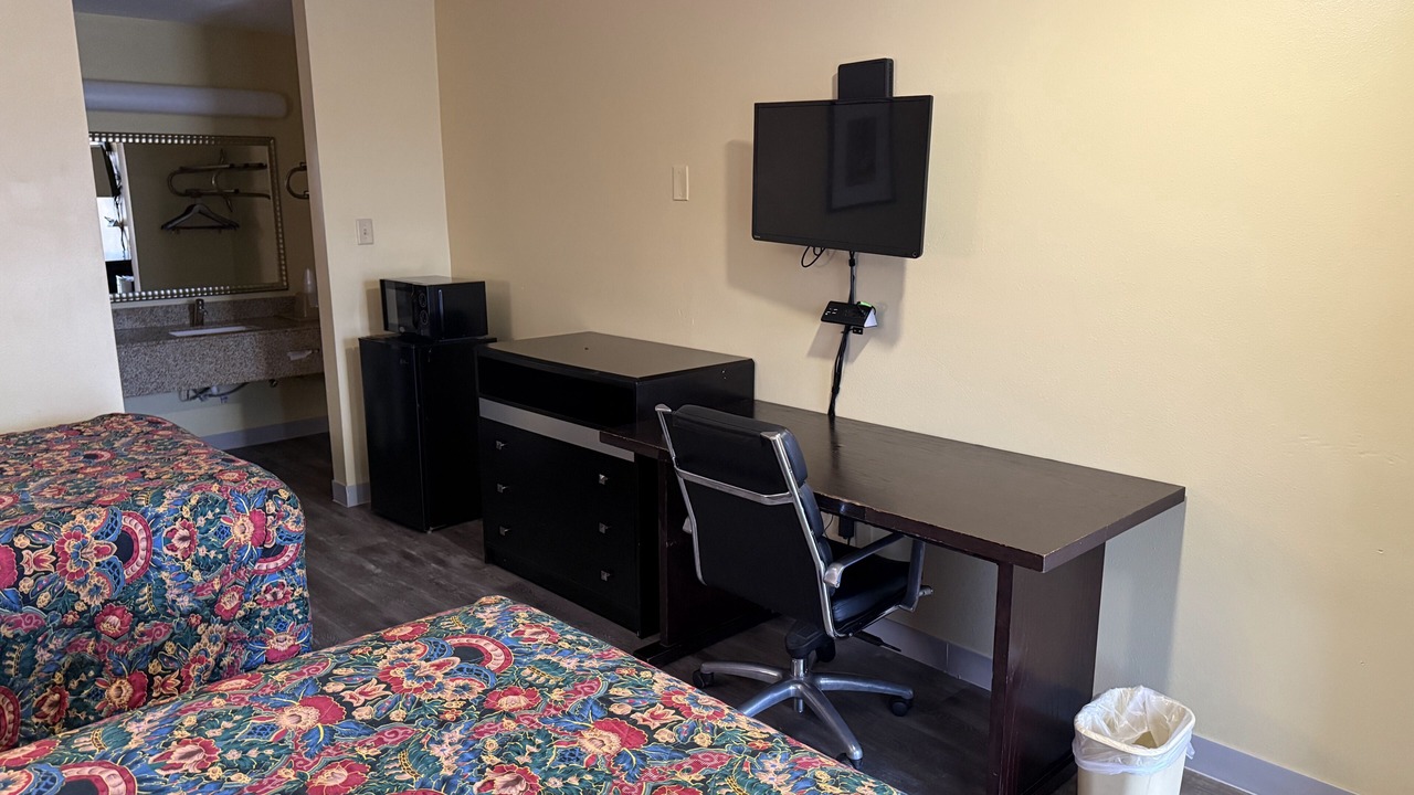 Photo of Bedroom in Collins