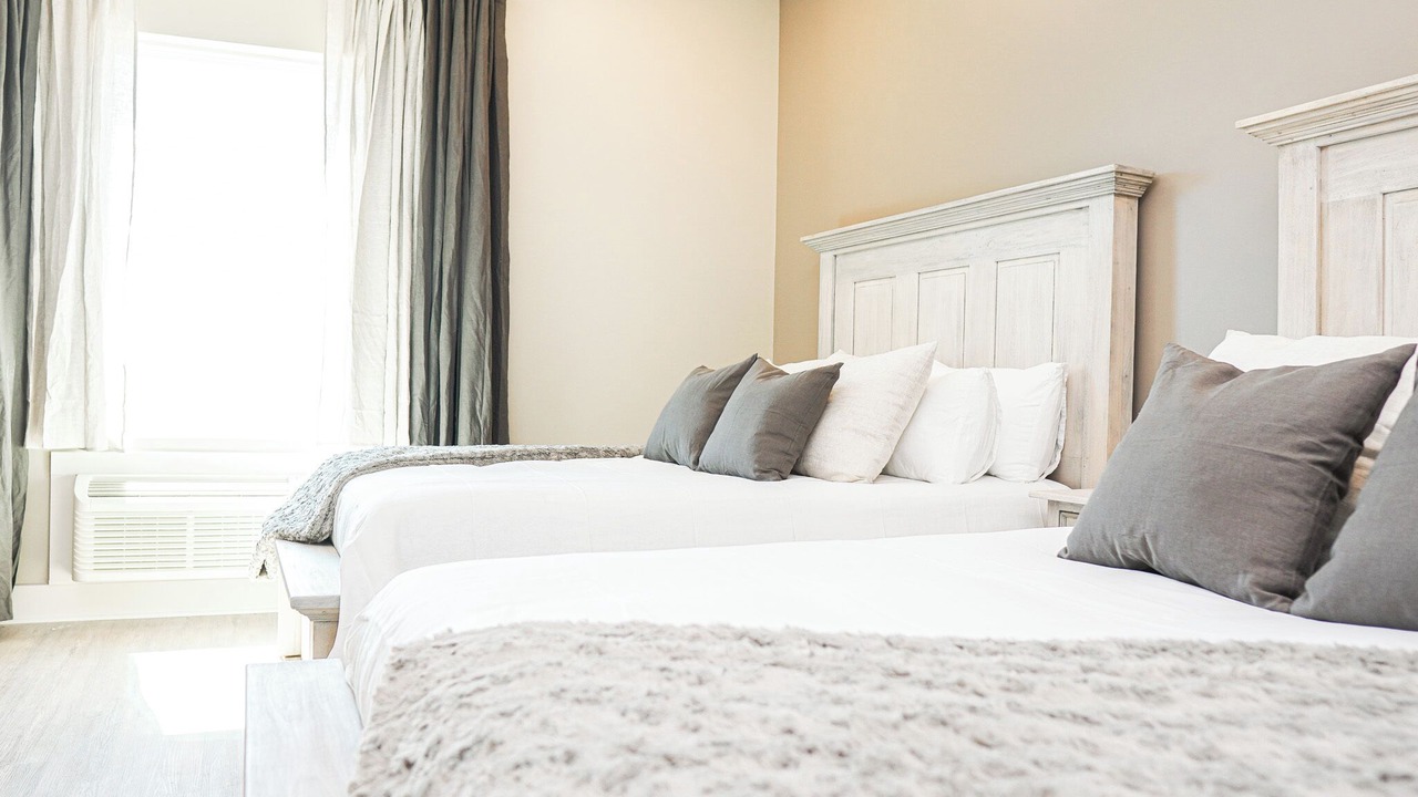 Photo of Bedroom in Long Beach