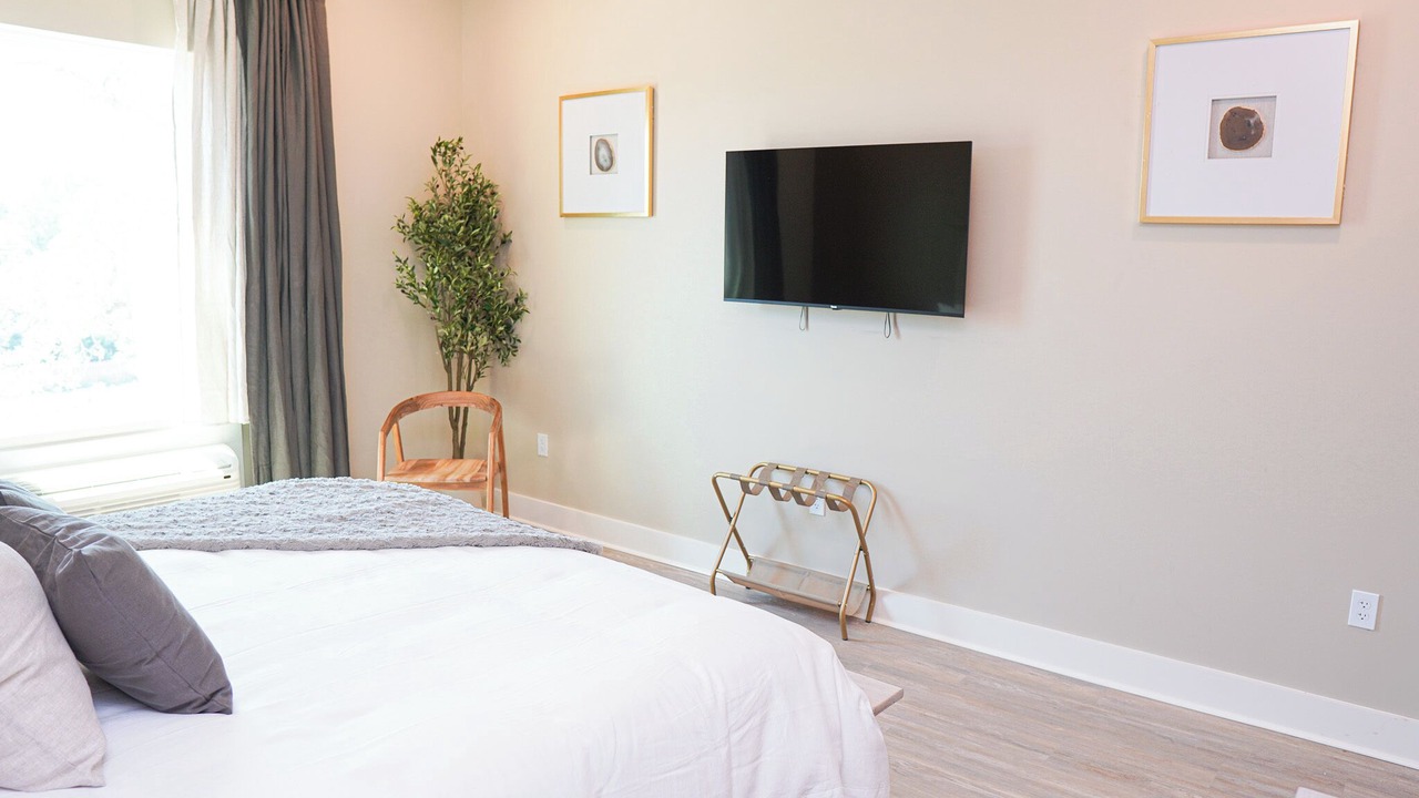 Photo of Bedroom in Long Beach