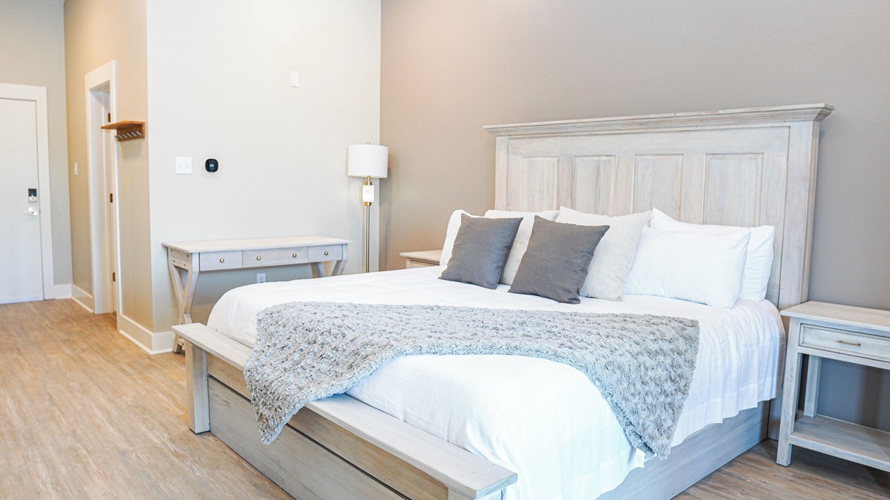 Photo of Bedroom in Long Beach