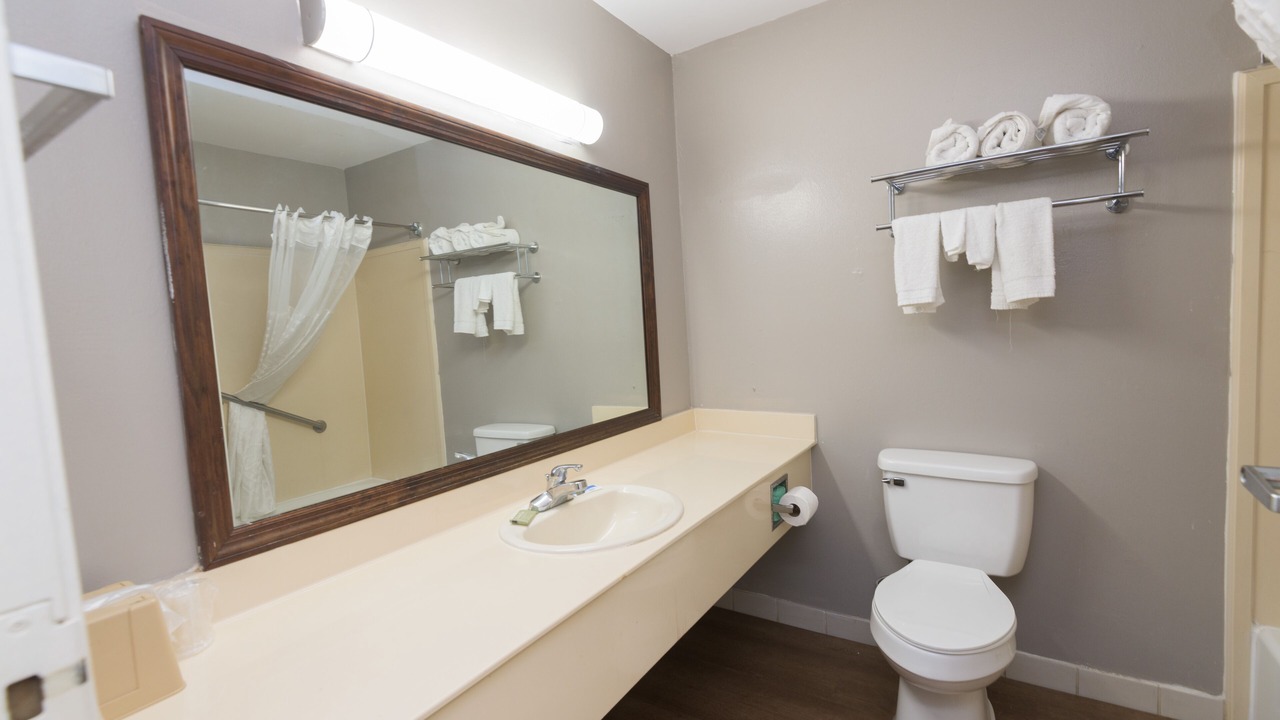 Photo of Bathroom in New Iberia