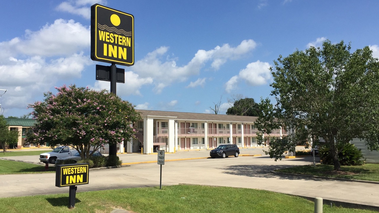Photo of Buildings in Gonzales