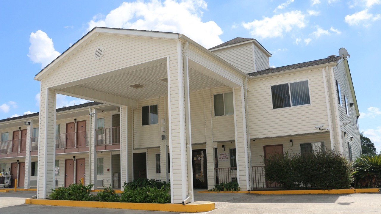 Photo of Buildings in Gonzales