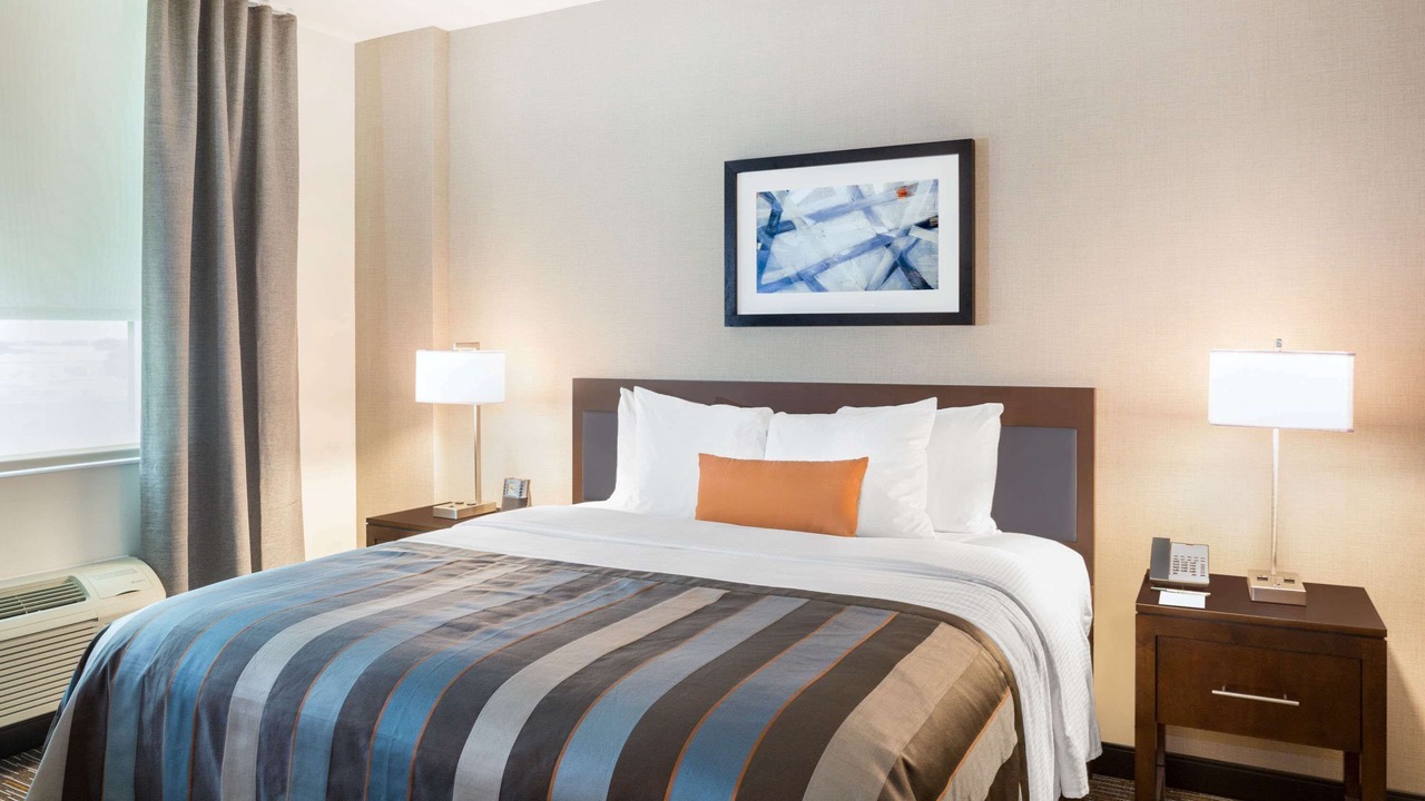 Photo of Bedroom in Doral