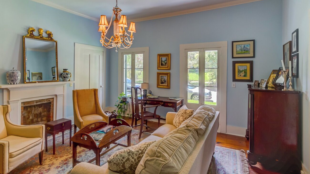Photo of Livingroom in Vicksburg