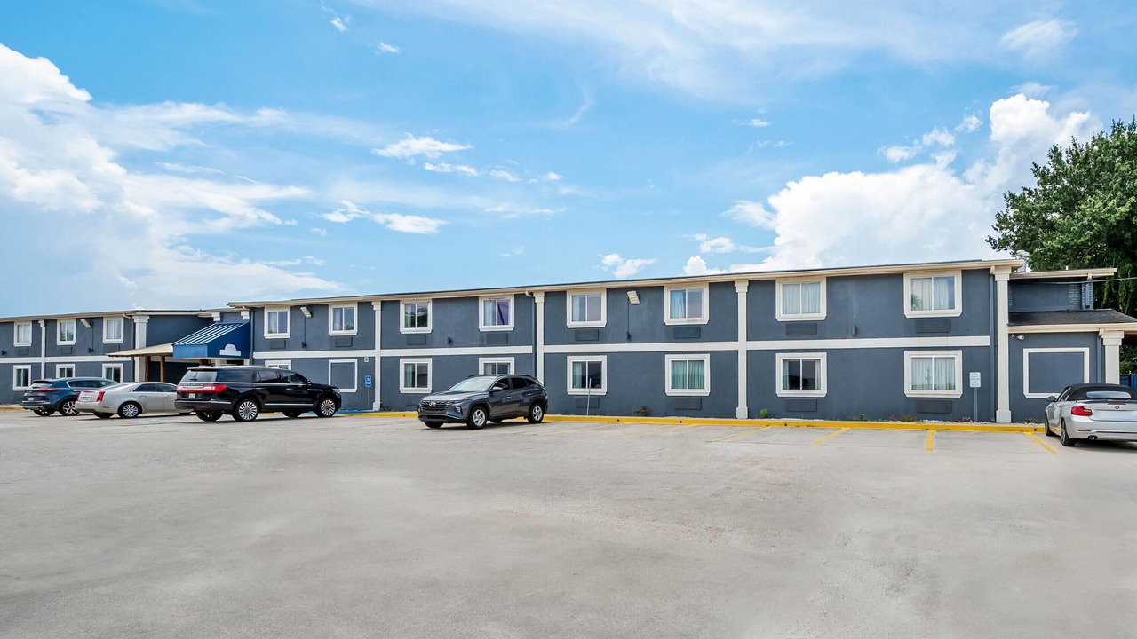 Photo of Outdoor in Desire Area