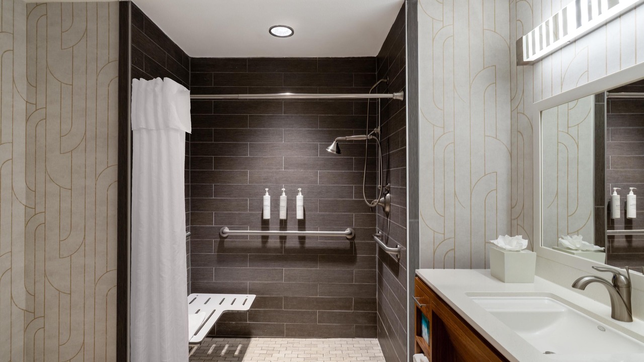 Photo of Bathroom in Alexandria
