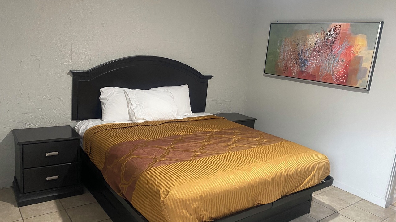 Photo of Bedroom in Pascagoula