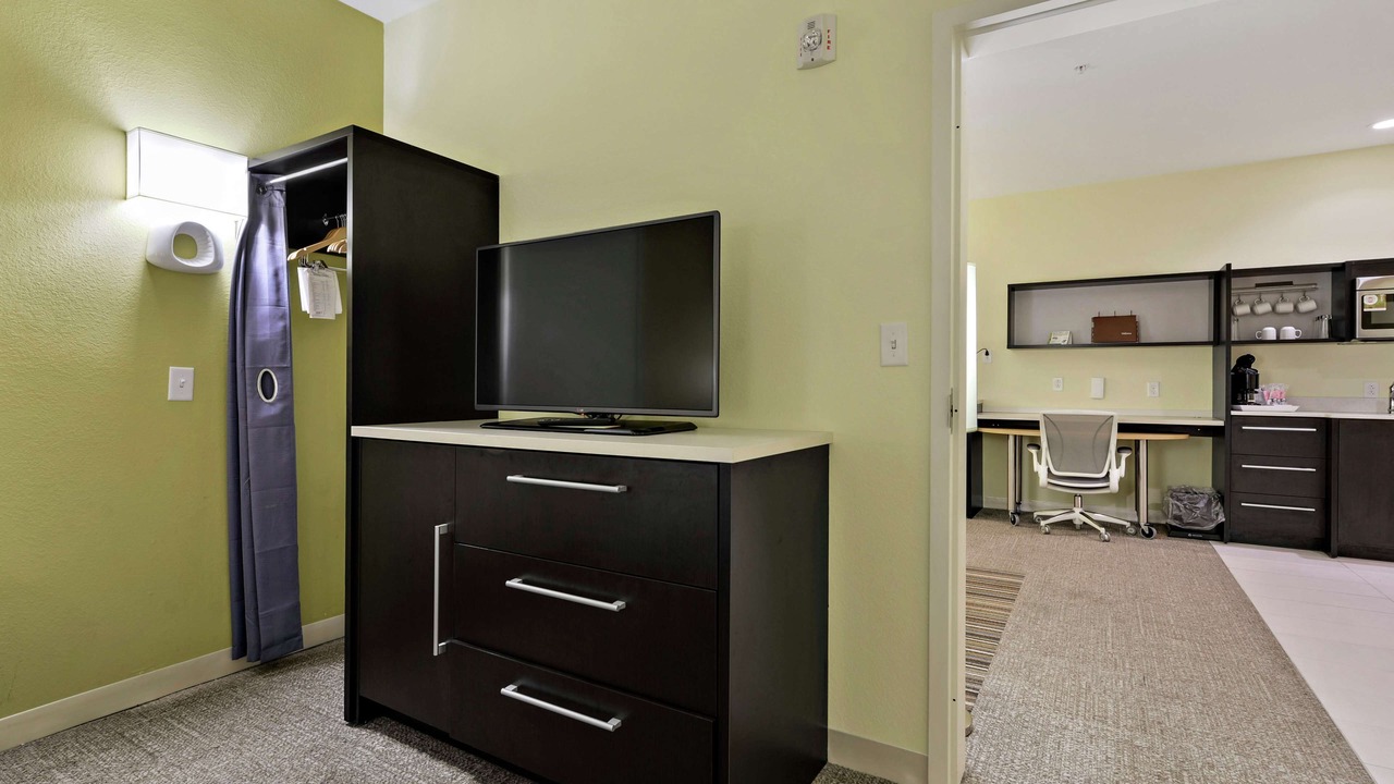 Photo of Bedroom in Gulfport