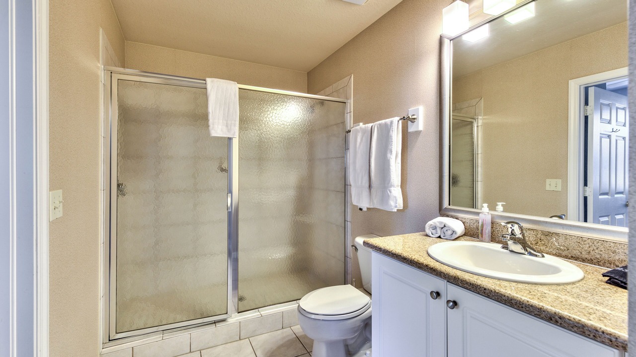 Photo of Bathroom in Naples