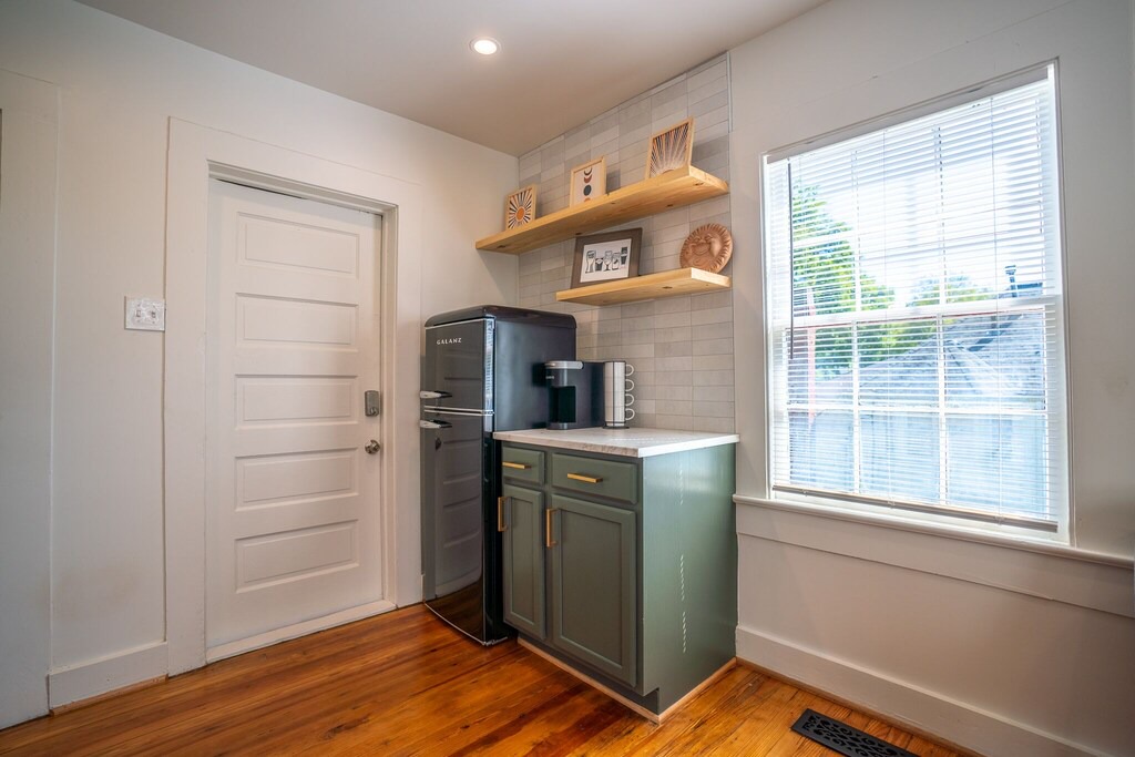 Photo of Kitchen in Redmont Park