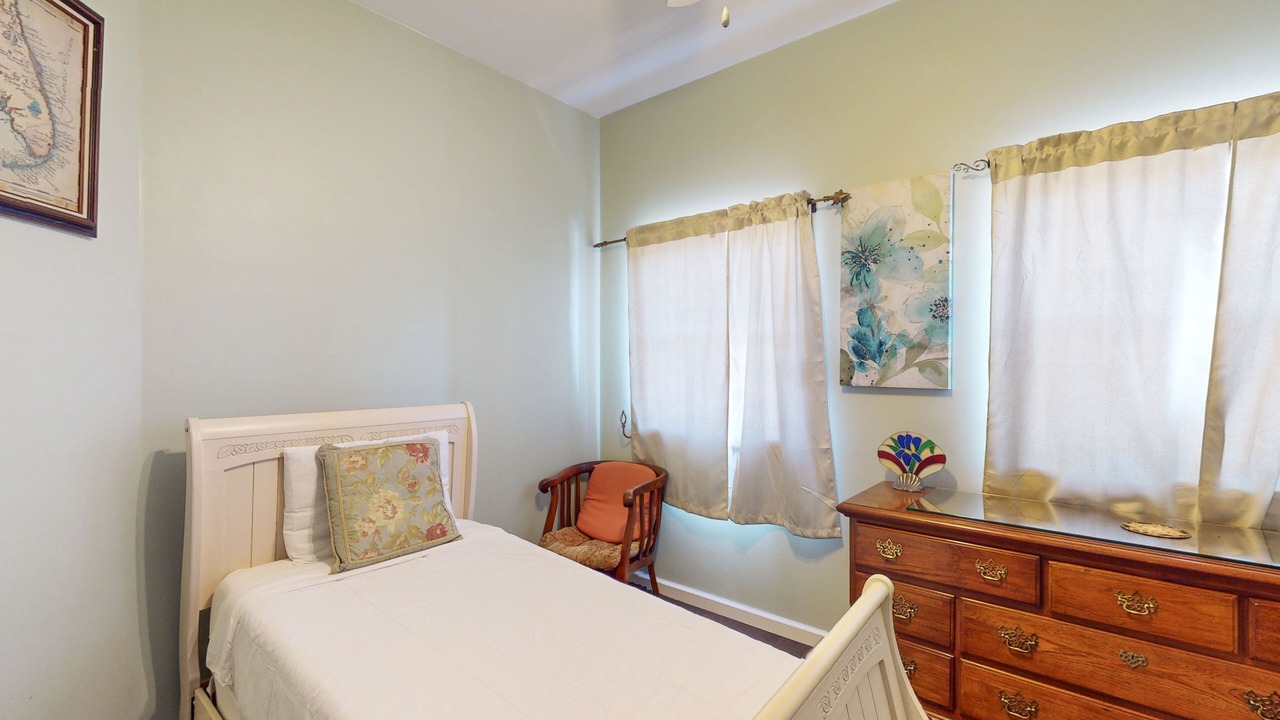 Photo of Bedroom in Mexico Beach