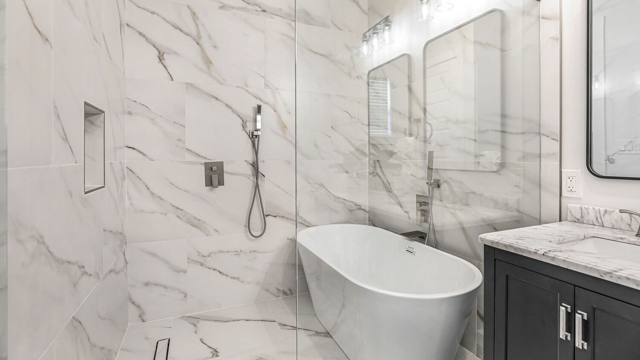 Photo of Bathroom in Mid-City