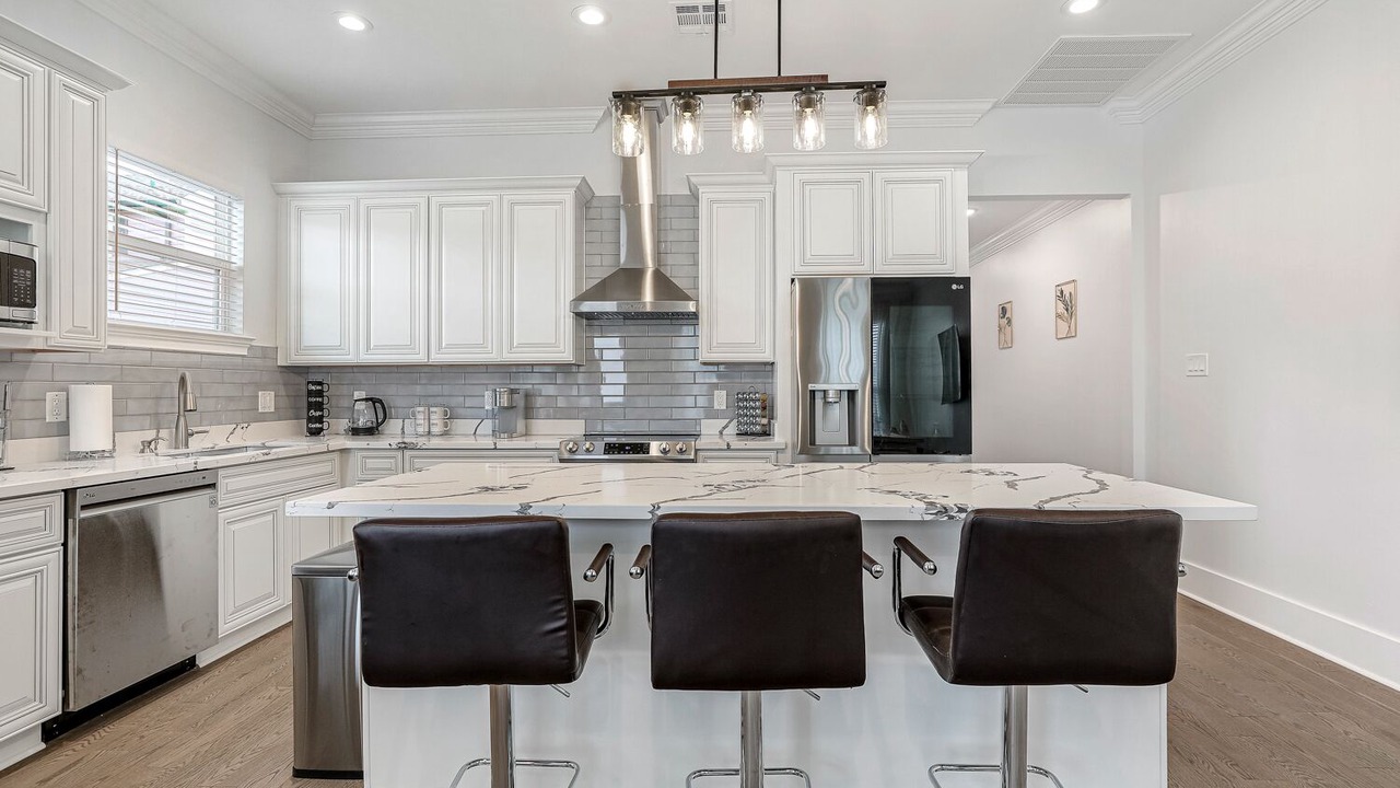Photo of Kitchen in Mid-City