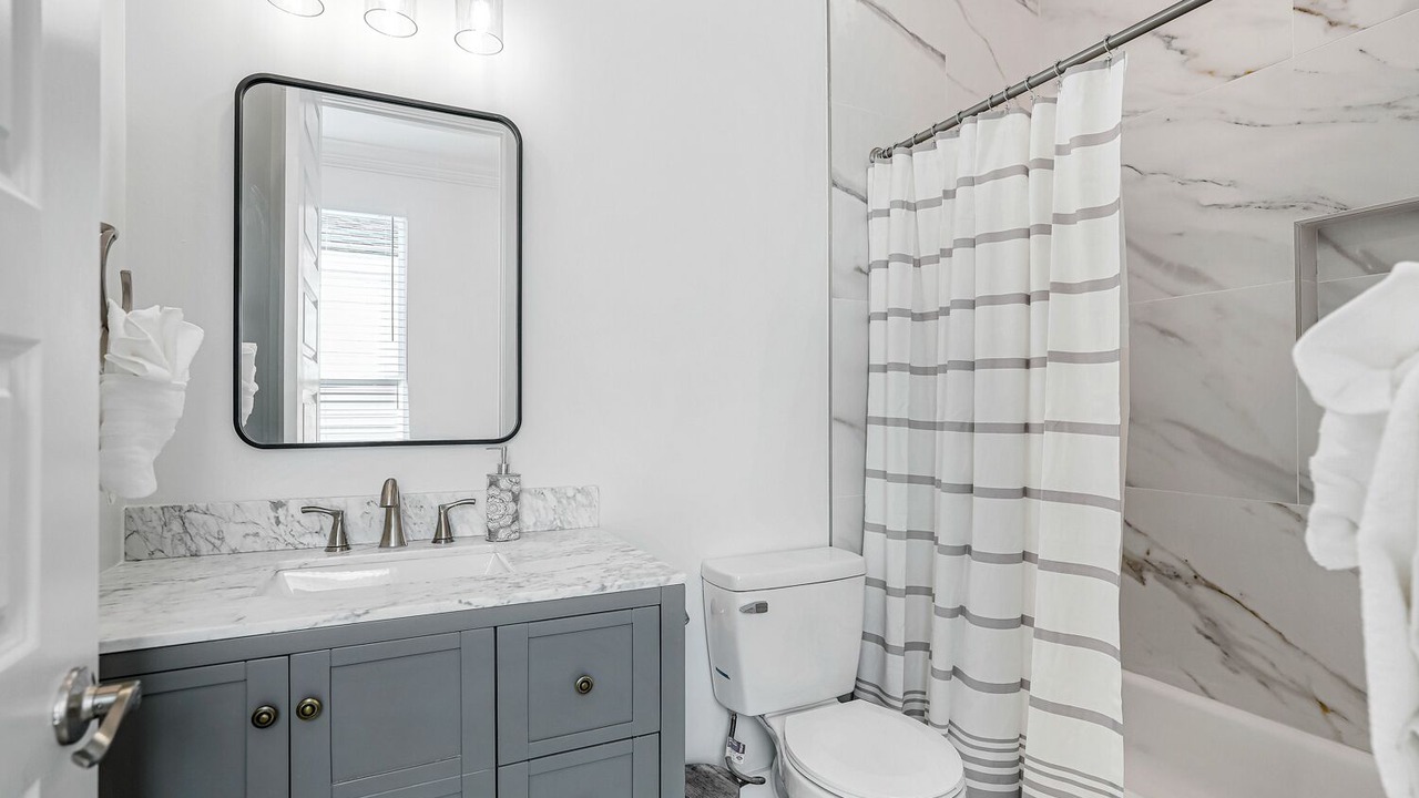 Photo of Bathroom in Mid-City