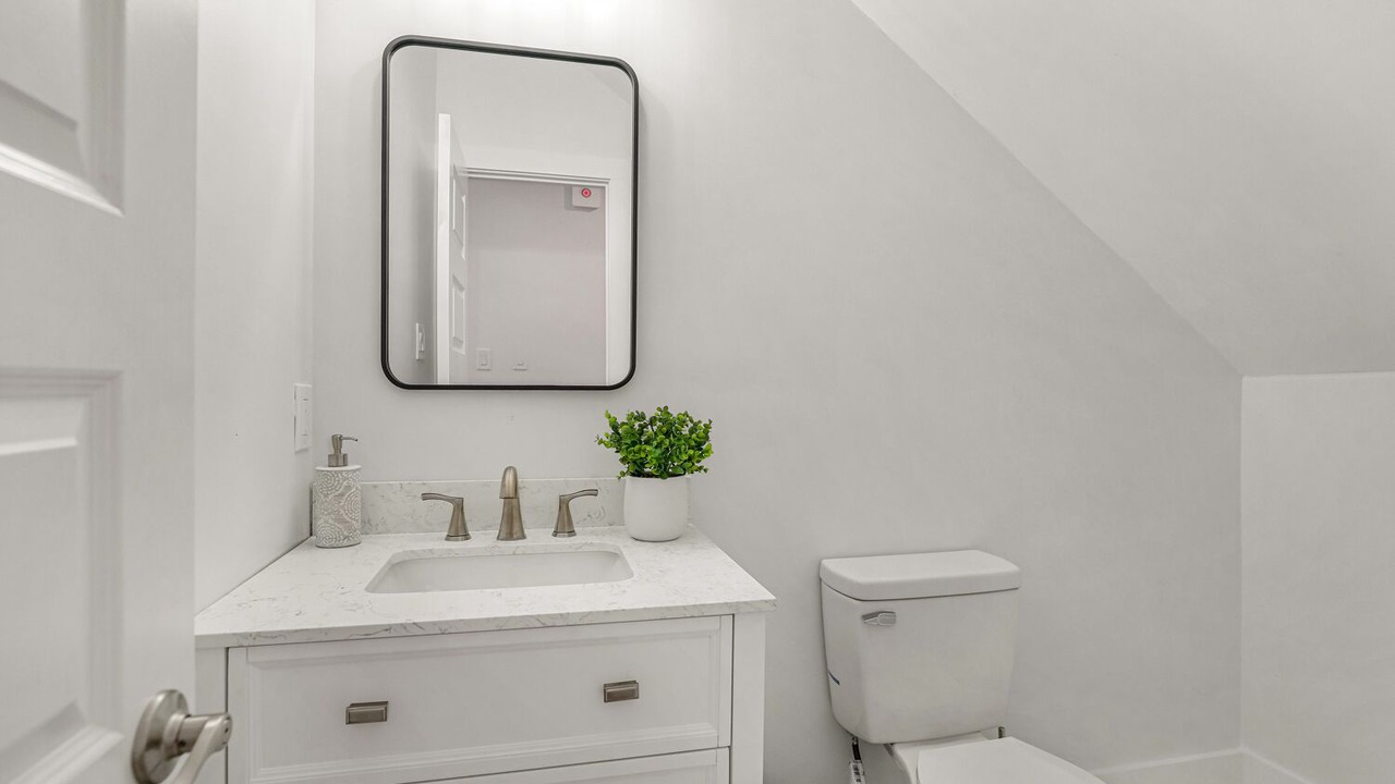 Photo of Bathroom in Mid-City