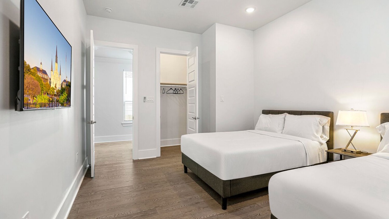Photo of Bedroom in Mid-City