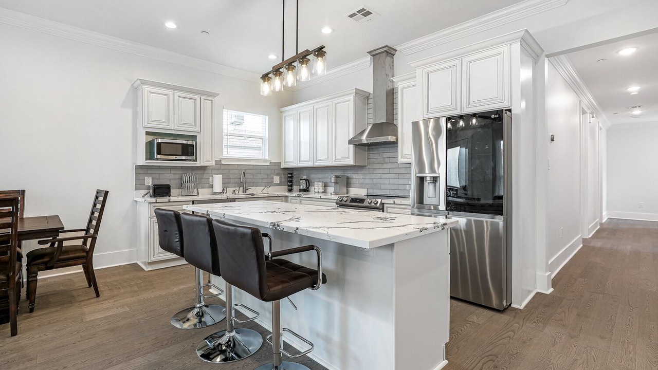 Photo of Kitchen in Mid-City