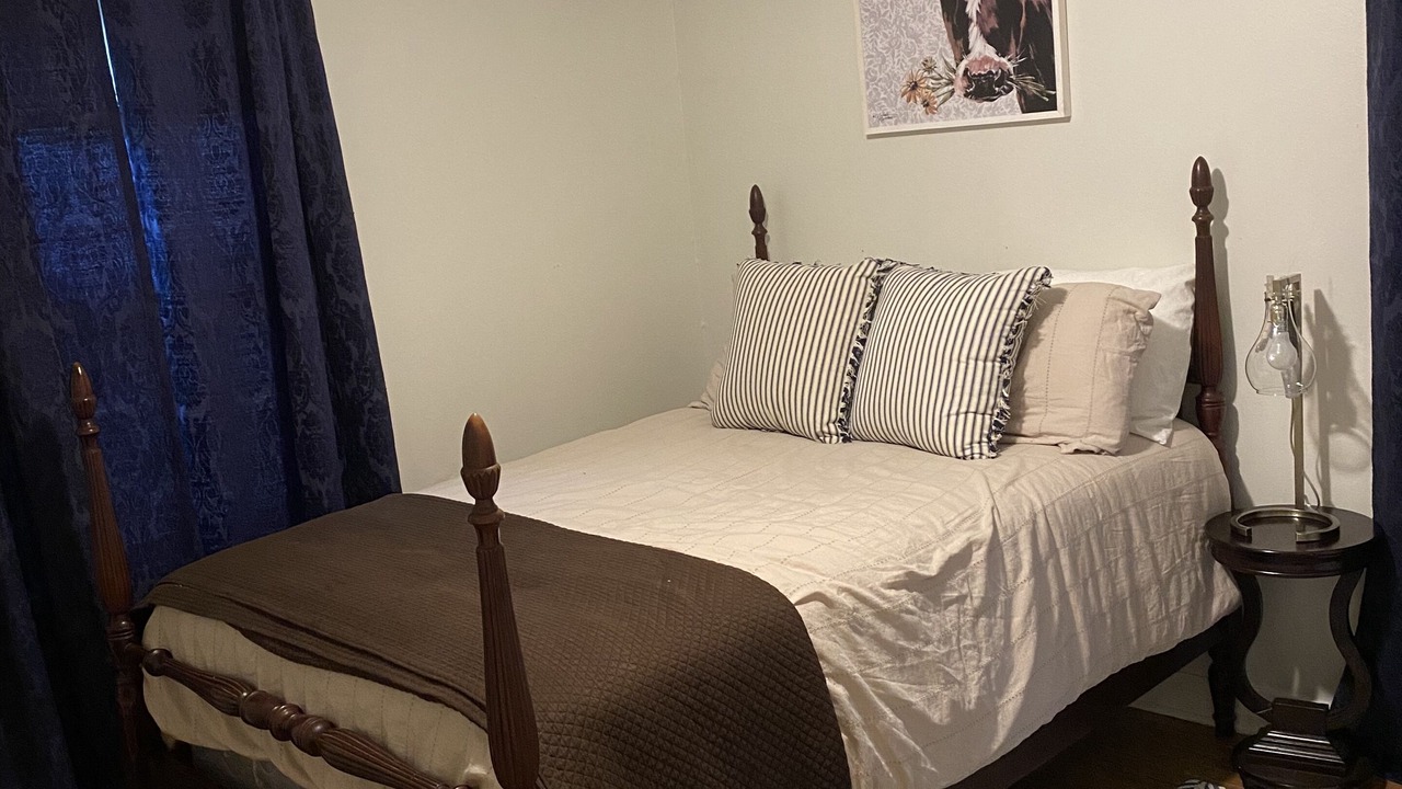 Photo of Bedroom in Monroe