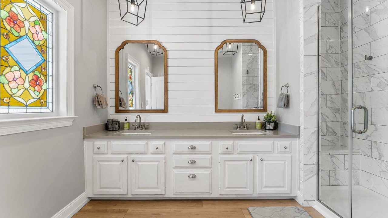 Photo of Bathroom in Crystal Beach
