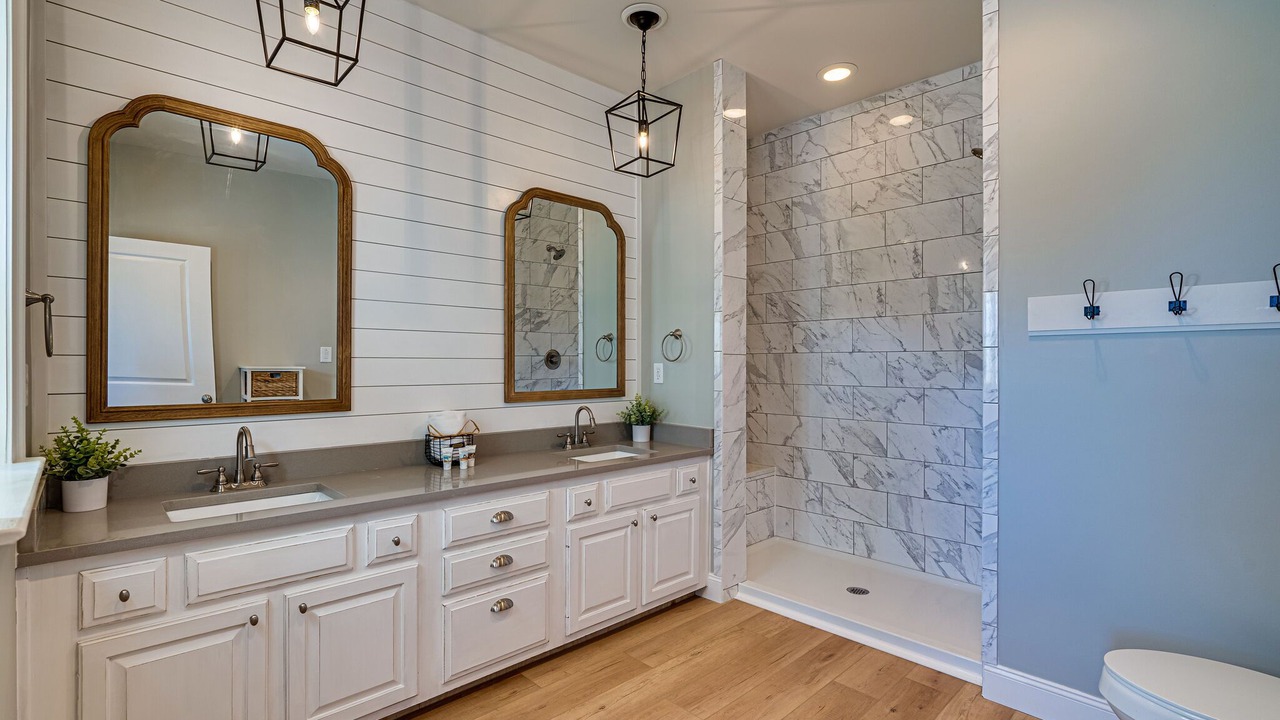 Photo of Bathroom in Crystal Beach
