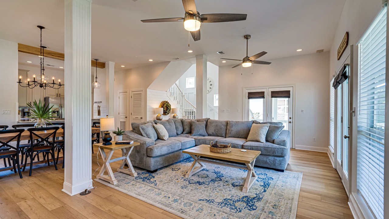 Photo of Livingroom in Crystal Beach