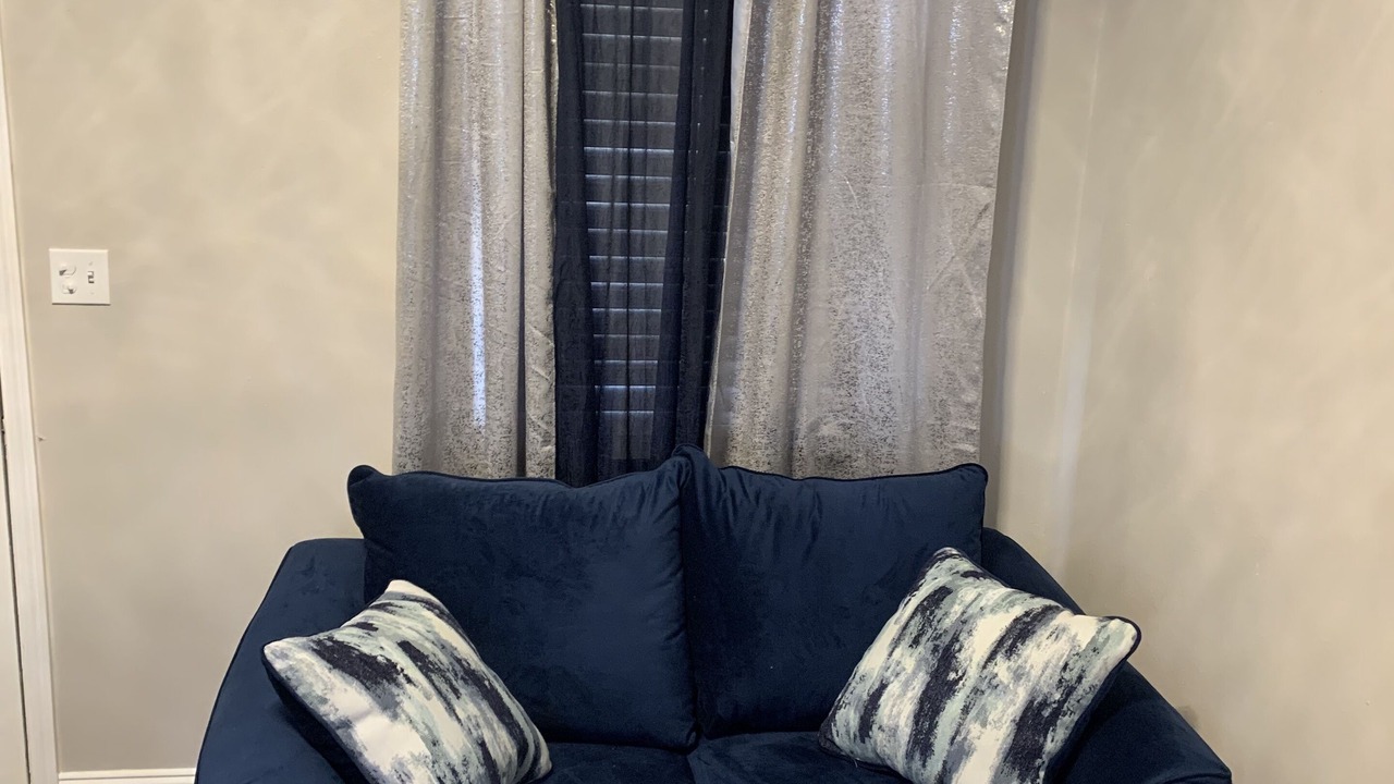 Photo of Bedroom in Holy Cross District