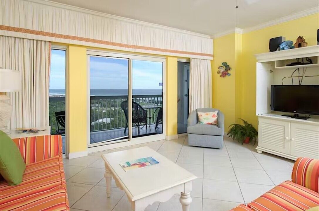 Photo of Livingroom in Four Mile Village