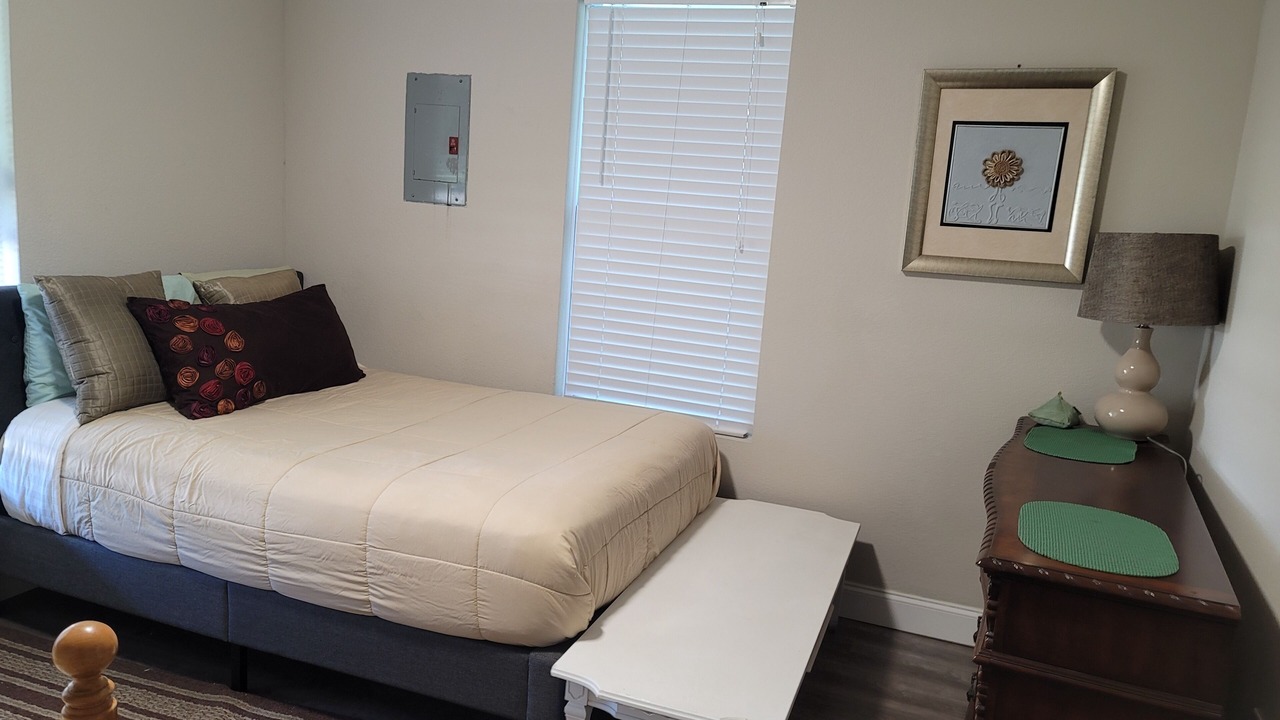 Photo of Bedroom in Milton