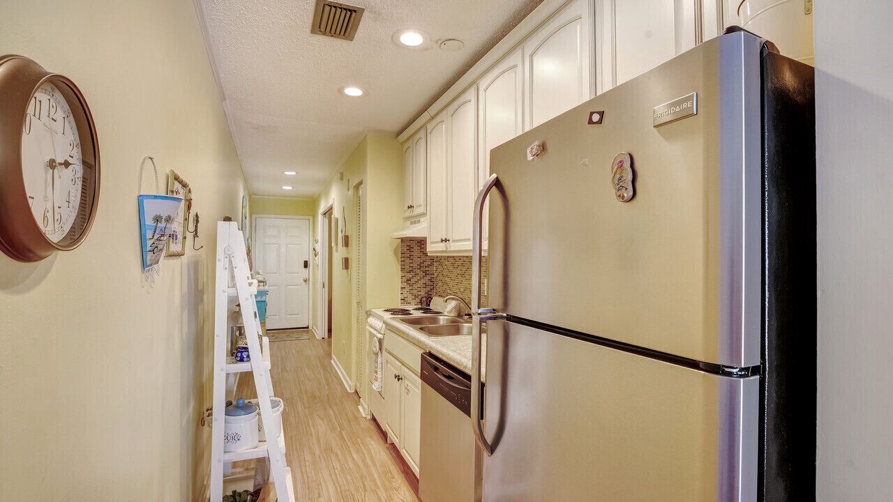 Photo of Kitchen in El Centro Beach