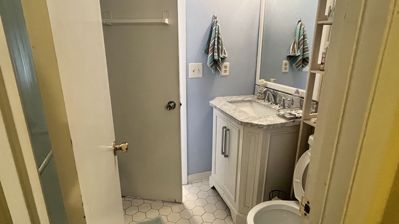 Photo of Bathroom in El Centro Beach