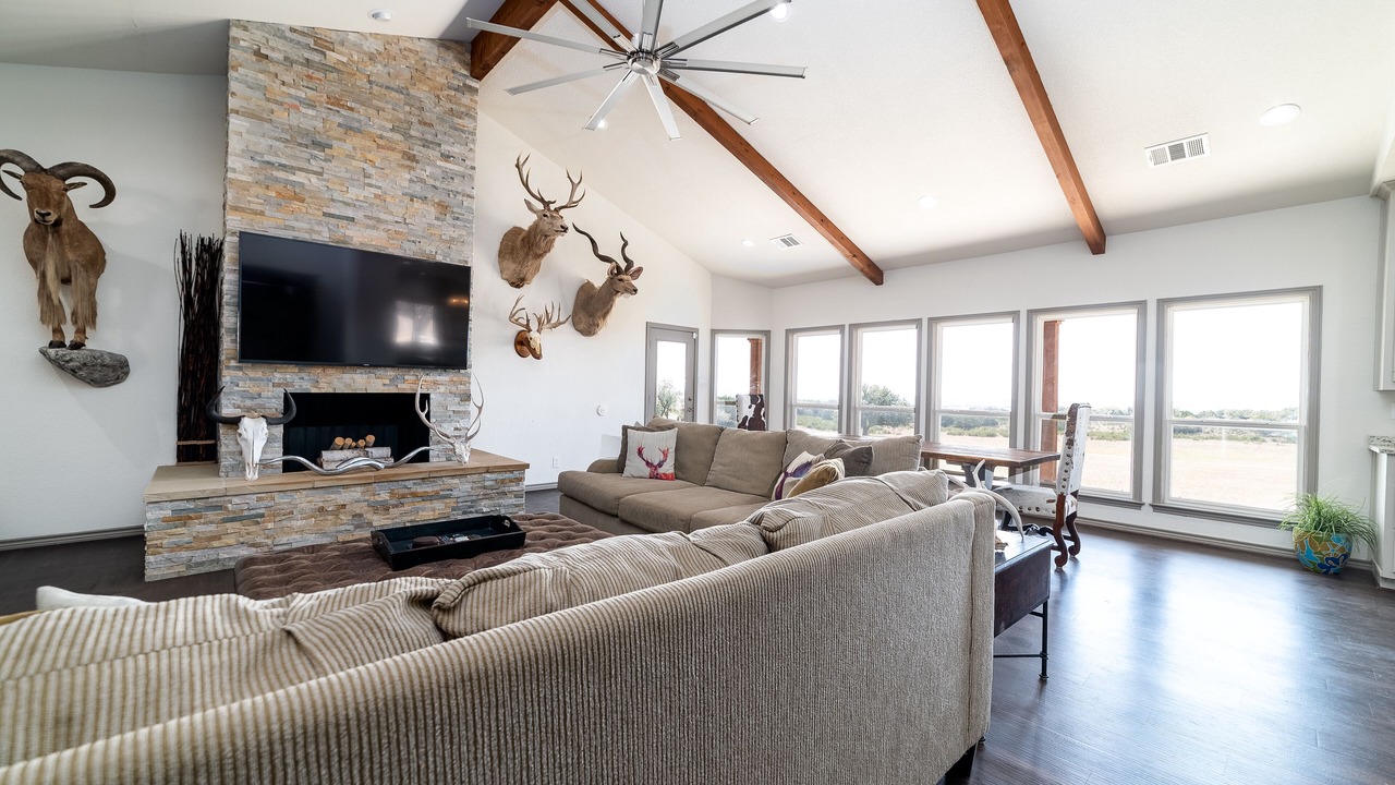 Photo of Livingroom in Lampasas