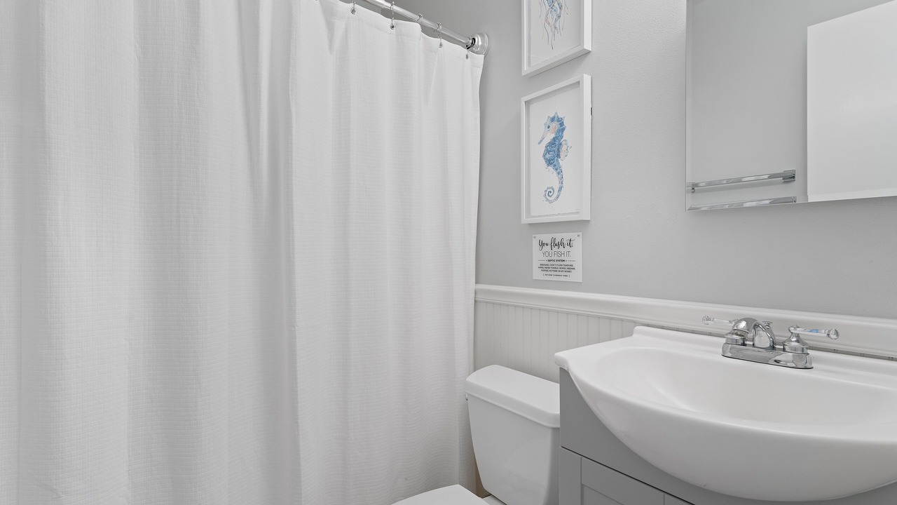 Photo of Bathroom in Gulf Breeze