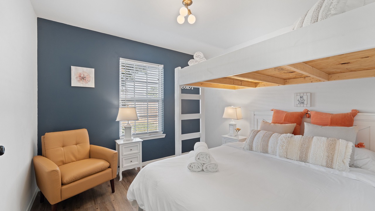Photo of Bedroom in Gulf Breeze