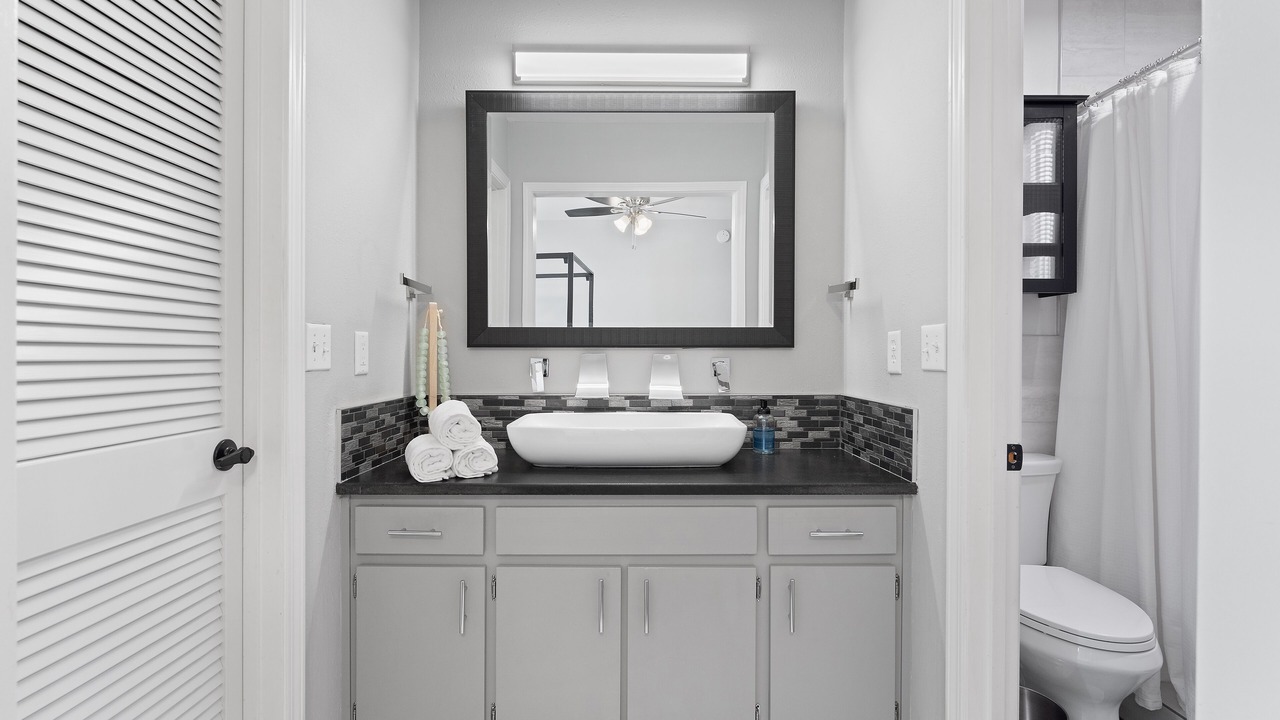 Photo of Bathroom in Gulf Breeze