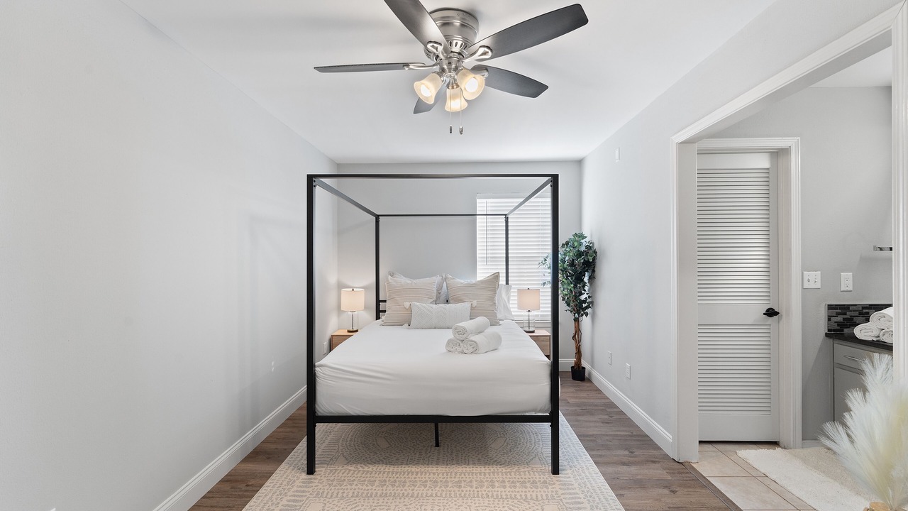 Photo of Bedroom in Gulf Breeze