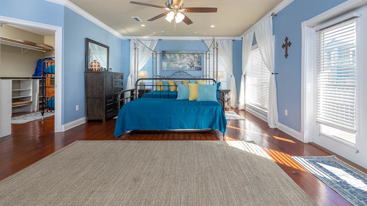 Photo of Bedroom in White Sands Cottages