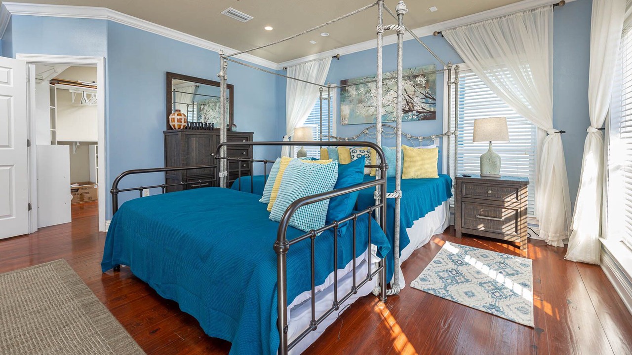 Photo of Bedroom in White Sands Cottages