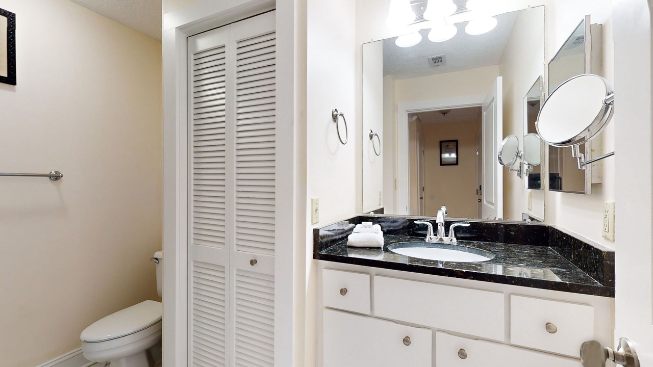 Photo of Bathroom in East End