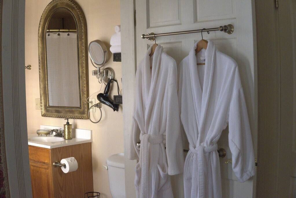Photo of Bathroom in Monticello