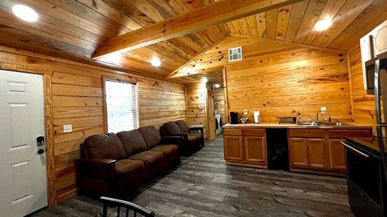 Photo of Livingroom in Coffeeville