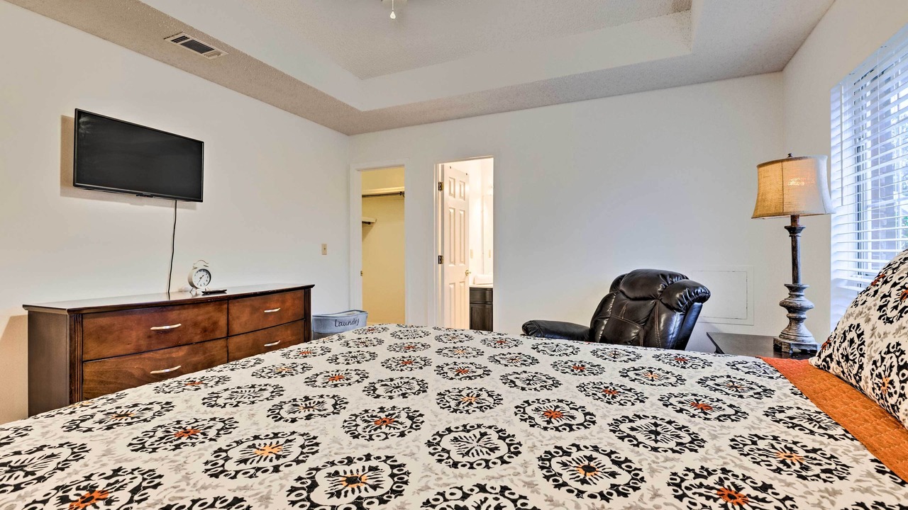 Photo of Bedroom in Gulf Hills