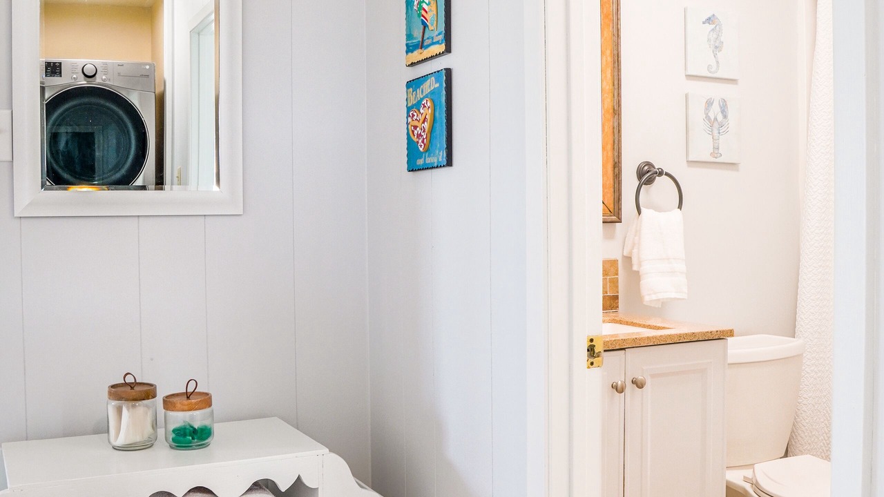 Photo of Bathroom in Dauphin Island