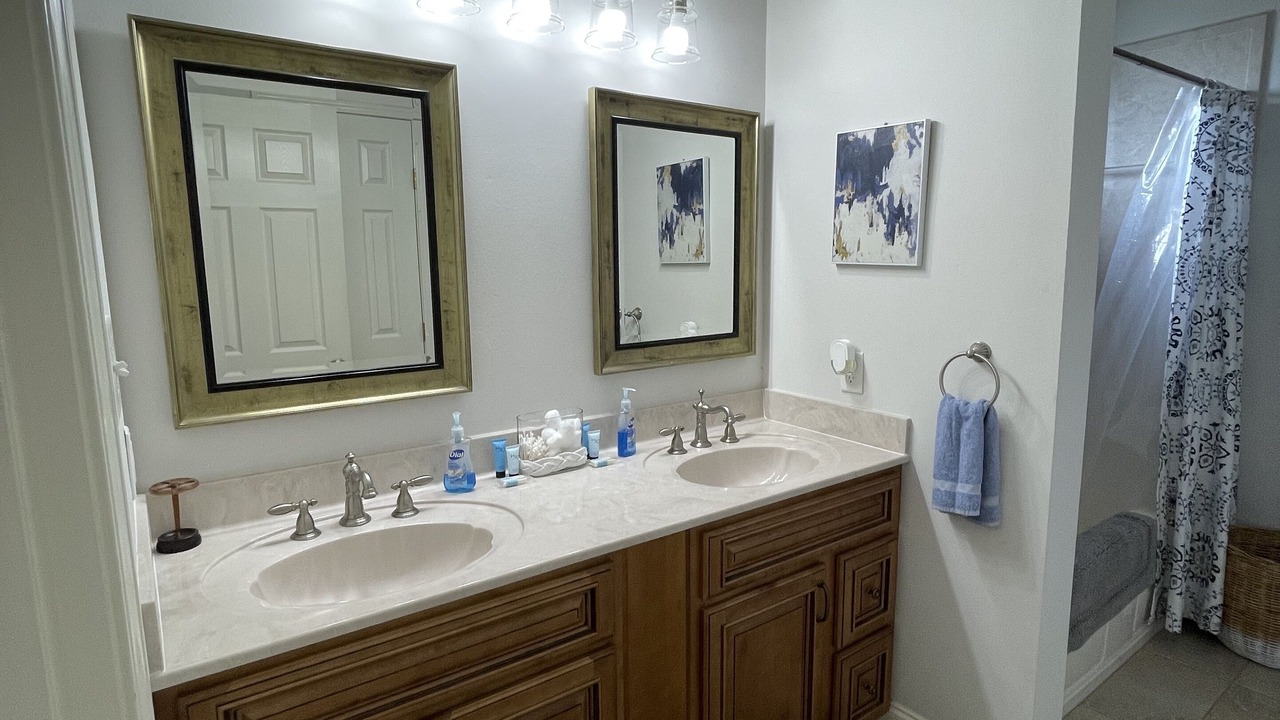 Photo of Bathroom in Lake Catherine