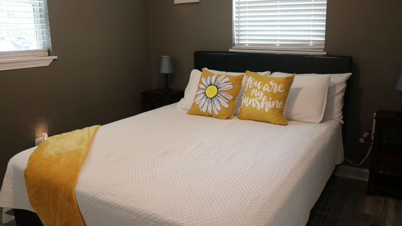 Photo of Bedroom in Gulf Breeze