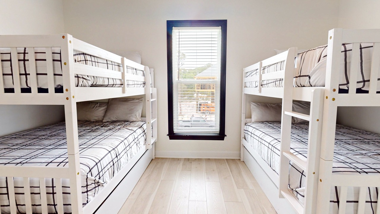 Photo of Bedroom in Audubon Place