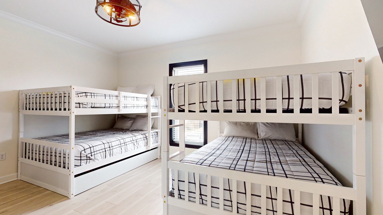 Photo of Bedroom in Audubon Place