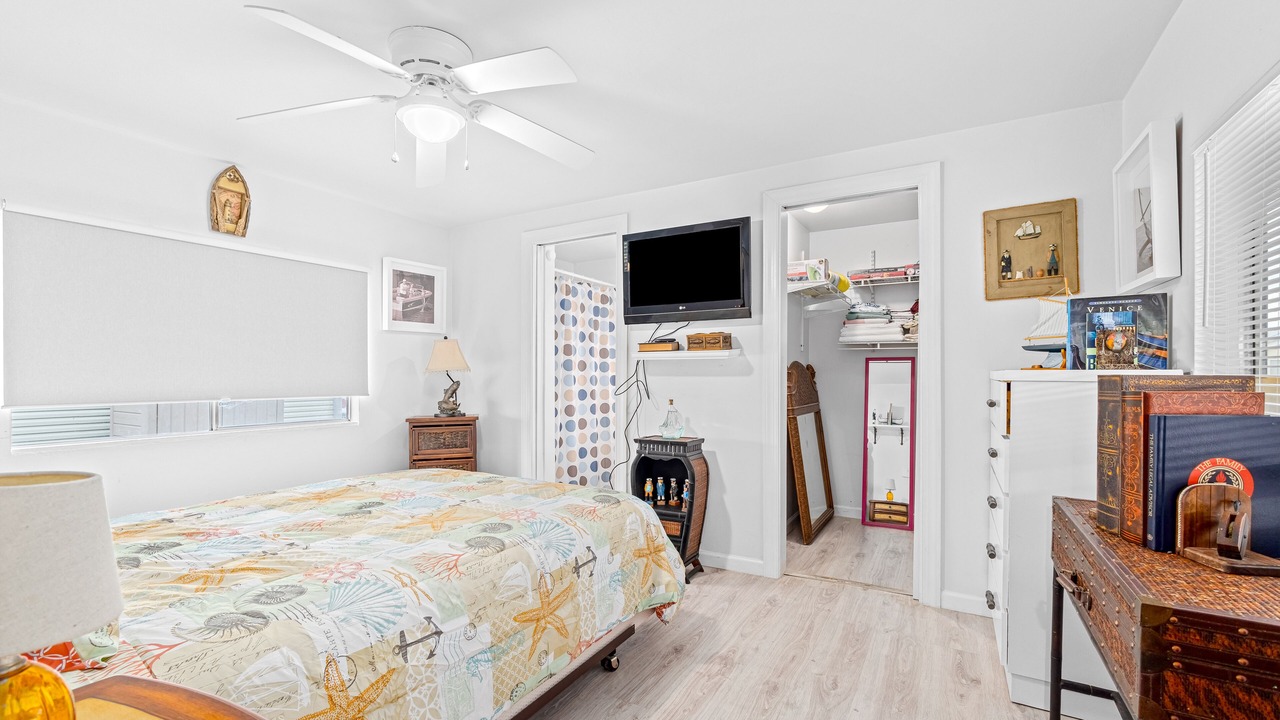 Photo of Bedroom in Goodland