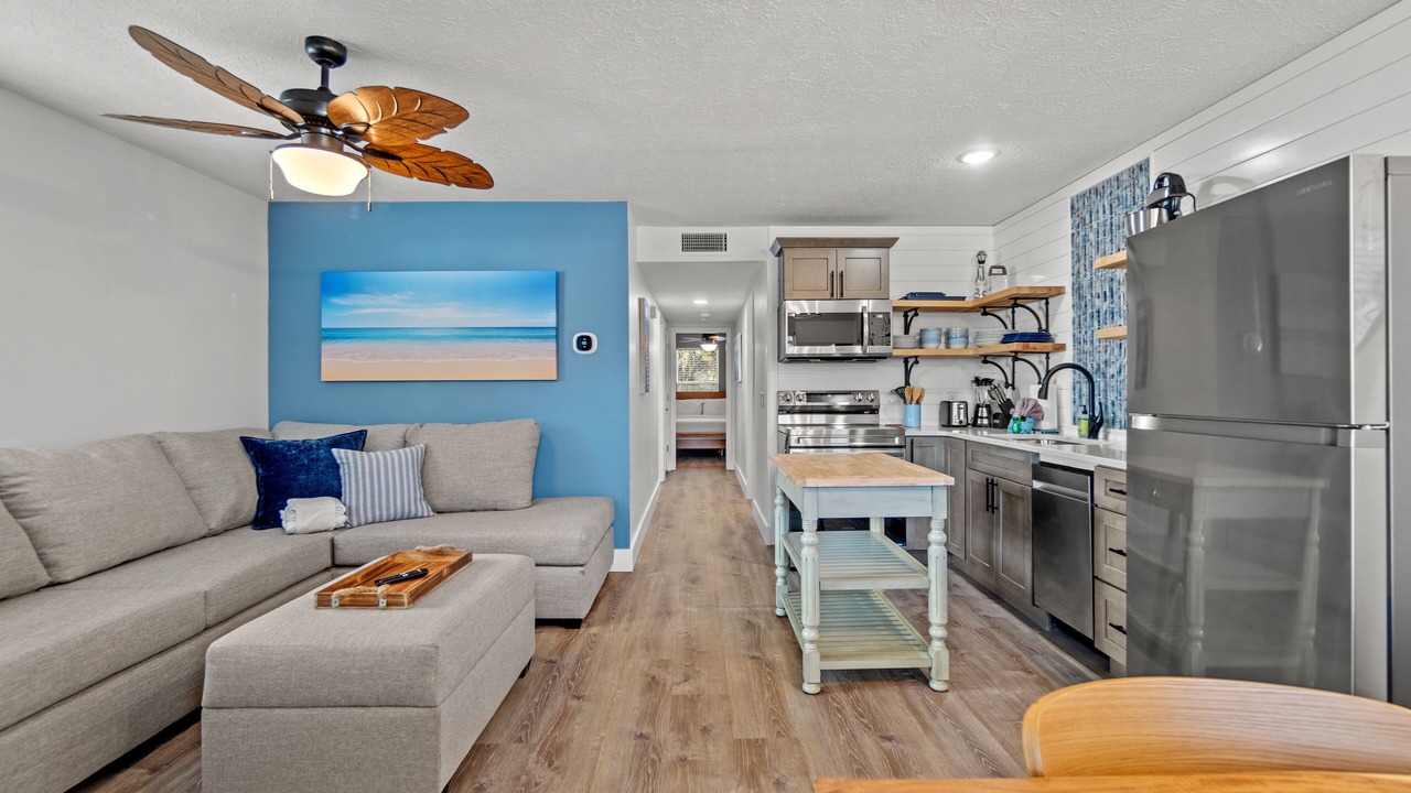 Photo of Livingroom in Bahama Beach